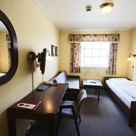 Almaas As Hotell 3*