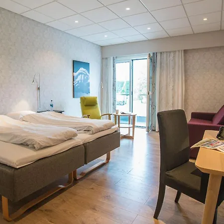 Hotell Almaas As 3*